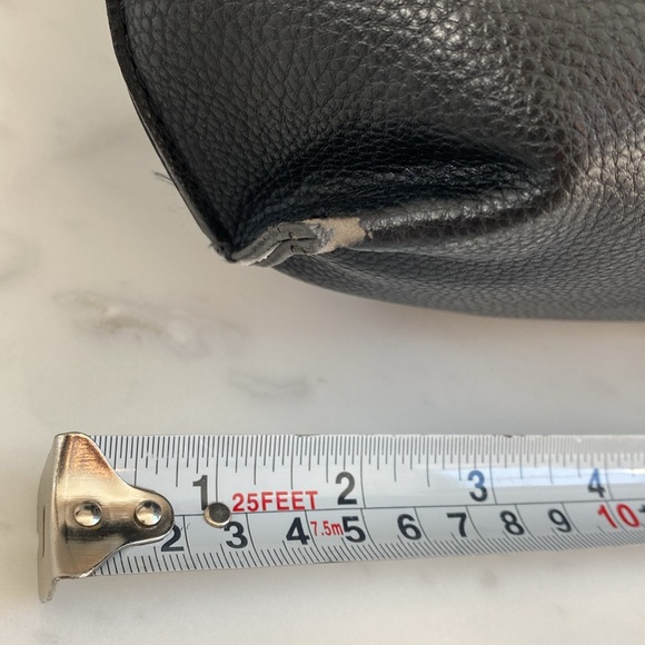 Vegan leather black bag - Picture 3 of 4